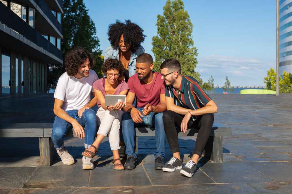 ONLINE COURSES WITH REFUNDS